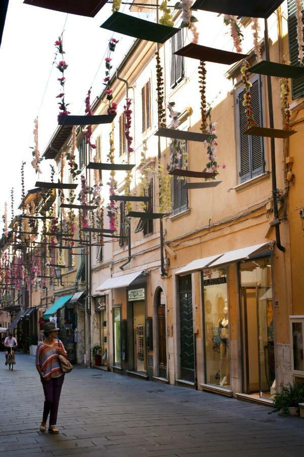 La Piccola Atene Centro Storico Pietrasanta Kültér fotó
